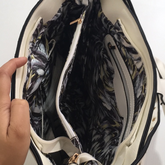 NEW! Jewel Bow Large Purse - Picture 6 of 6